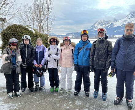 Fov6xhpxoaiqmas ski trip 2023