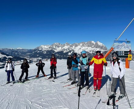 Fpuaj9cwaaiklbl ski trip 2023