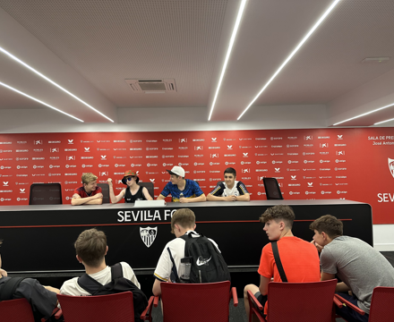 Pupils in the press conference room