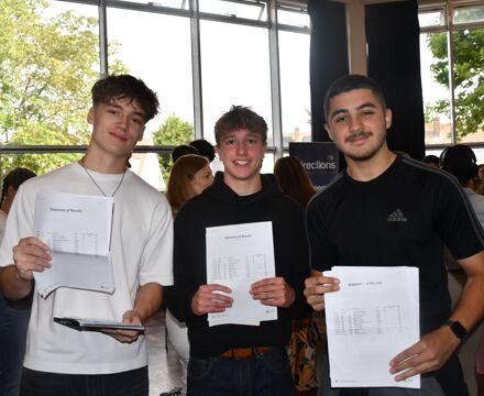 GCSE Results Day 2025 8801