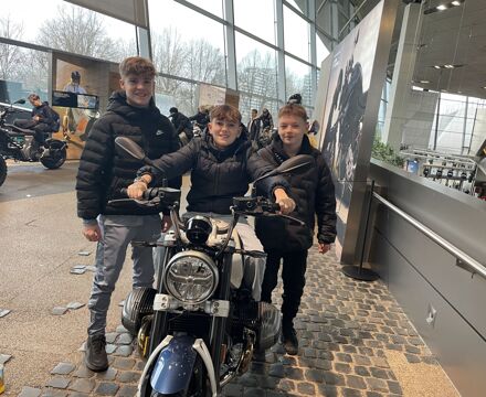 Year 8 munich 20251203 094816261 ios